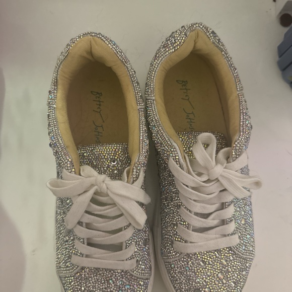 Betsey Johnson Women's Sidny Platform Sneakers bling - Picture 4 of 4